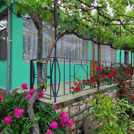 House In Dom wakacyjny *